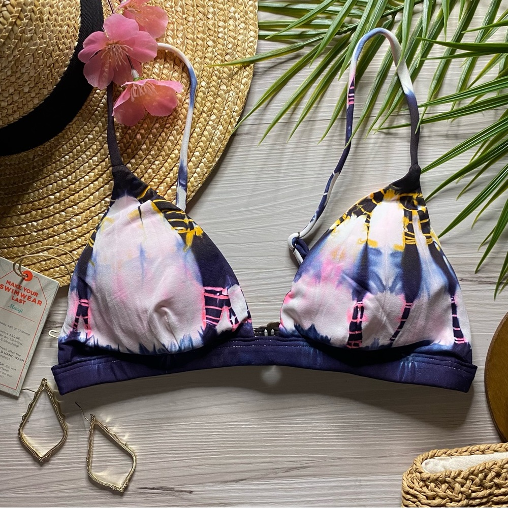 Maaji • Tie Dye Salmon + Navy Blue Fixed Triangle Bikini Top